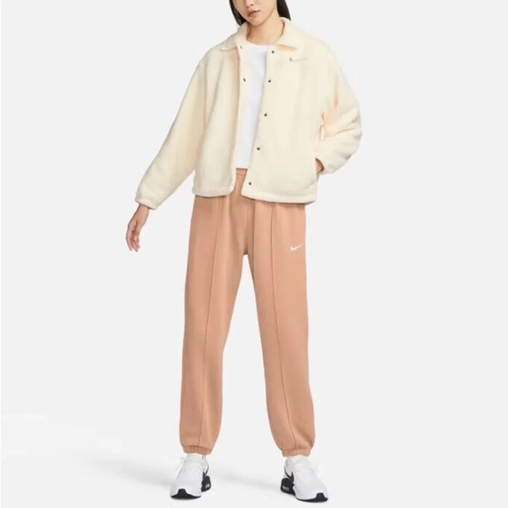 Nike [M] Women’s Sportswear Collared High-Pile Sherpa Jacket FB8707-113_3